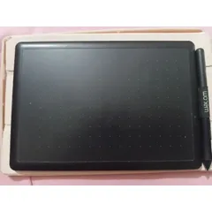 One by Wacom CTL-472 (mesa digitalizadora pequena)